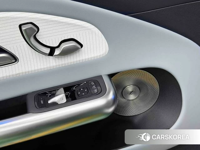 Mercedes-Benz CLA EV 2025 Серебристо-серый из Китая, фото 5