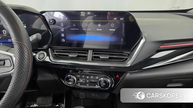 Chevrolet (GM Daewoo) Trax Crossover 2024 Серебристо-серый из Кореи, фото 5