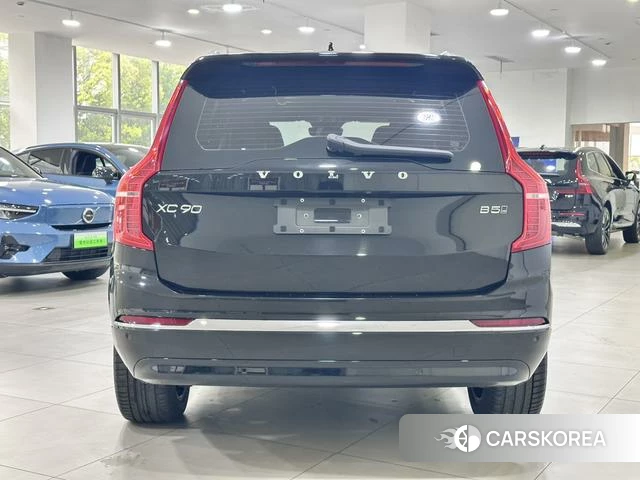Volvo XC90 2023 Черный из Китая, фото 5