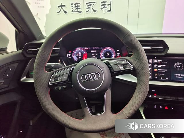 Audi A3 2023 Белый из Китая, фото 5