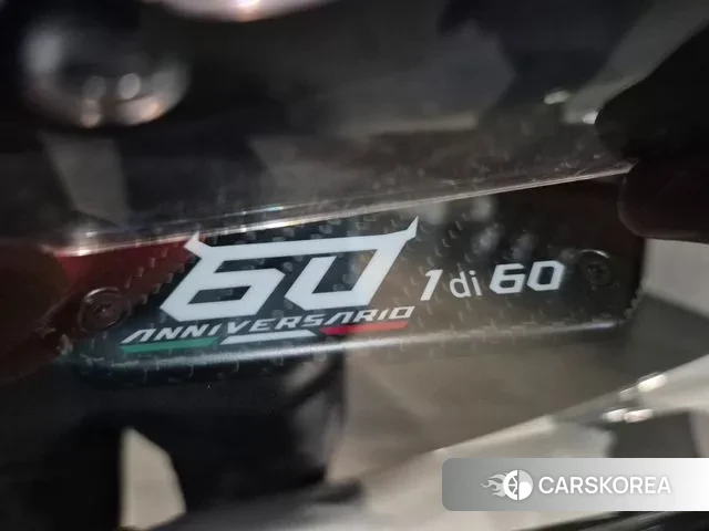 Lamborghini Huracan id 2915041 из Кореи 5