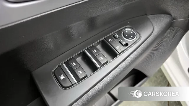 Kia The New K3 2nd generation 2022 Белый из Кореи, фото 5