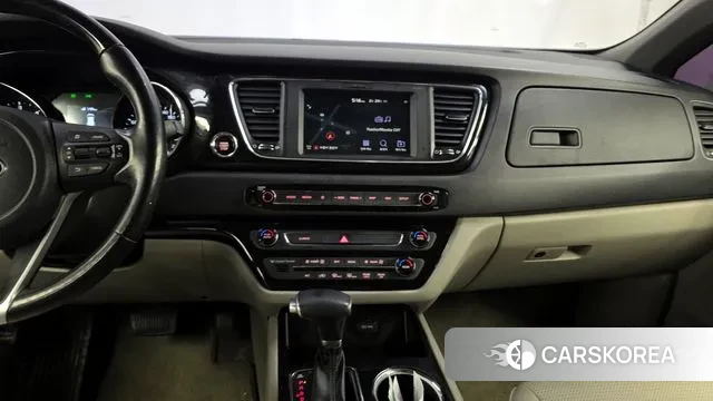 Kia The New Carnival 2018 Белый из Кореи, фото 5