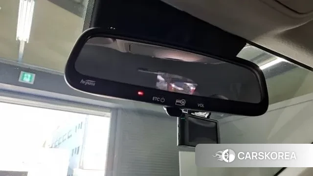 Kia Stonic 2018 Белый двухцветный из Кореи, фото 5