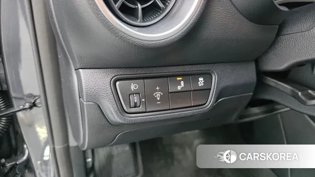 Kia The New K3 2nd generation 2022 Серый из Кореи, фото 5