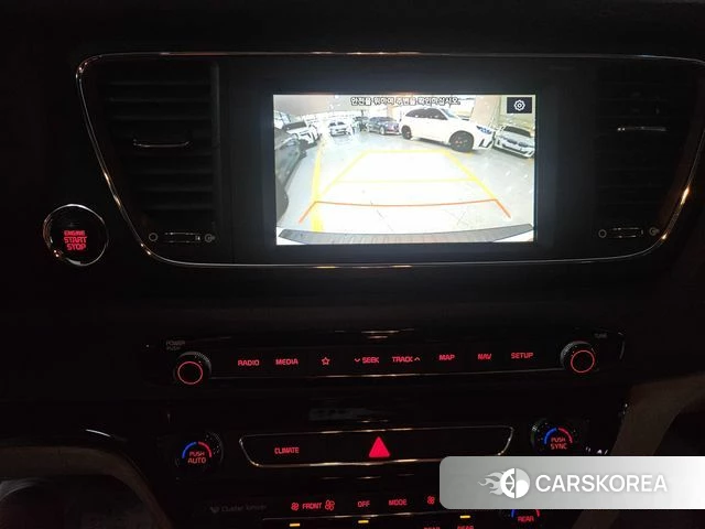Kia The New Carnival 2018 Белый из Кореи, фото 5