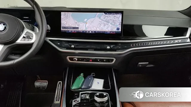 BMW X7 (G07) 2024 Черный из Кореи, фото 5