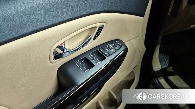 Kia The New Carnival 2019 Черный из Кореи, фото 5