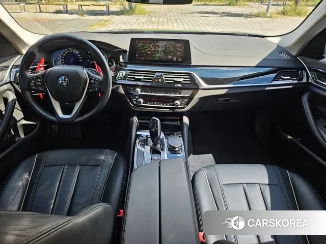 BMW 5 Series (G30) 2019 Черный из Кореи, фото 5