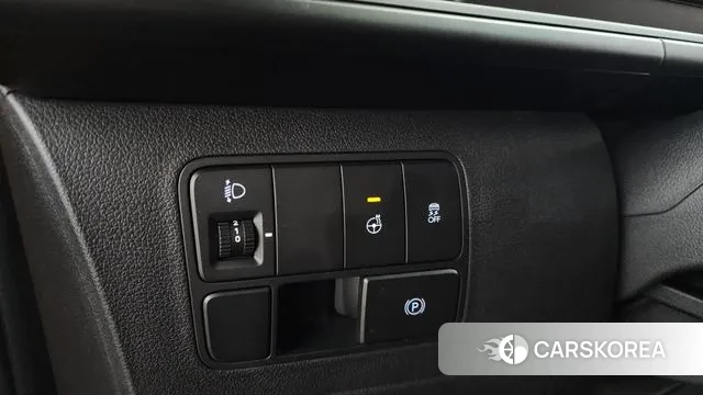 Hyundai Staria 2024 Желтый из Кореи, фото 5