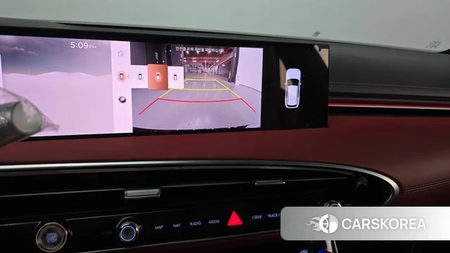 Genesis GV70 2024 Белый из Кореи, фото 5