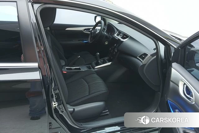 Nissan Xuan Yi 2021 Черный из Китая, фото 5