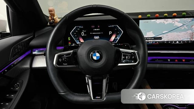 BMW 5 Series (G60) 2025 Белый из Кореи, фото 5