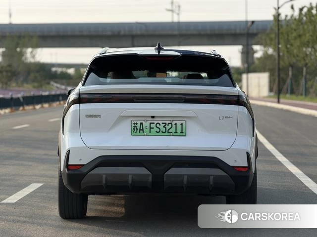 Geely Galaxy Galaxy L7 2025 Белый из Китая, фото 5