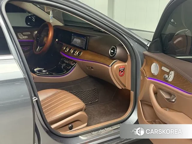 Mercedes-Benz E-Class W213 2019 Серый из Кореи, фото 5