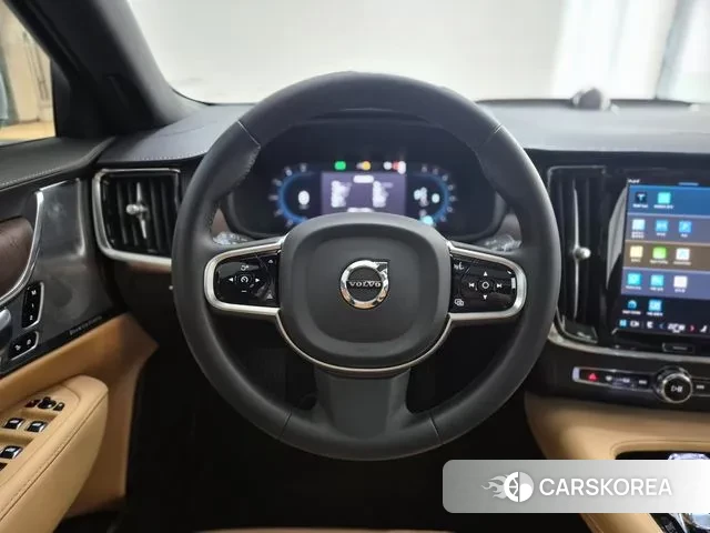Volvo S90 2024 Белый из Кореи, фото 5