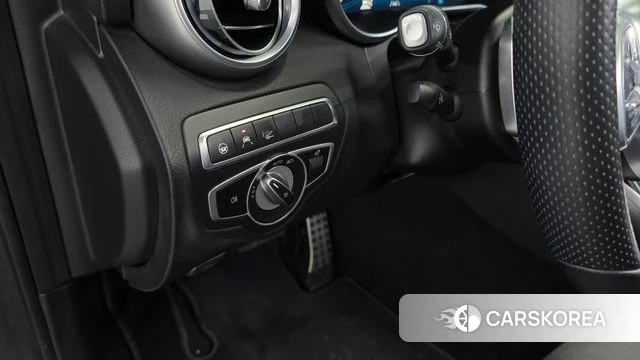 Mercedes-Benz C-Class W205 2021 Черный из Кореи, фото 5