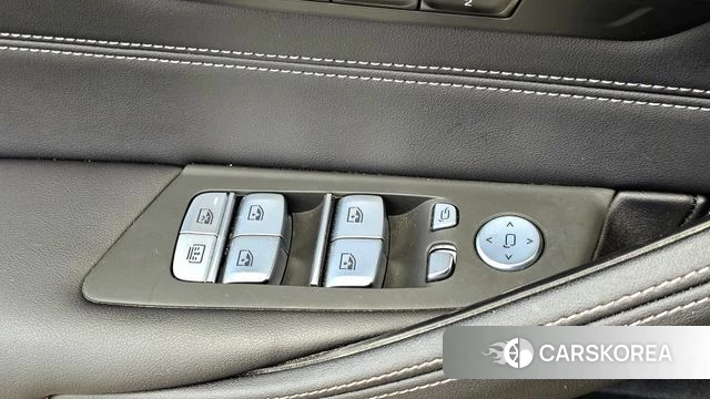 BMW 5 Series (G30) 2023 Черный из Кореи, фото 5