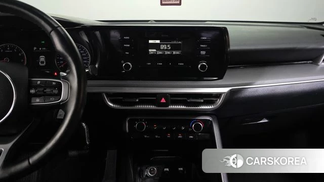 Kia K5 3rd generation 2023 Черный из Кореи, фото 5