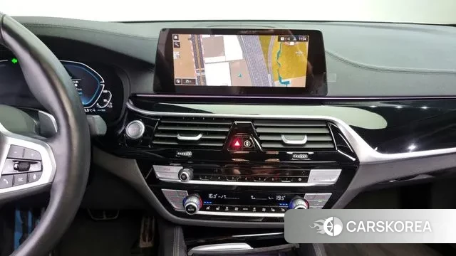 BMW 5 Series (G30) 2020 Белый из Кореи, фото 5