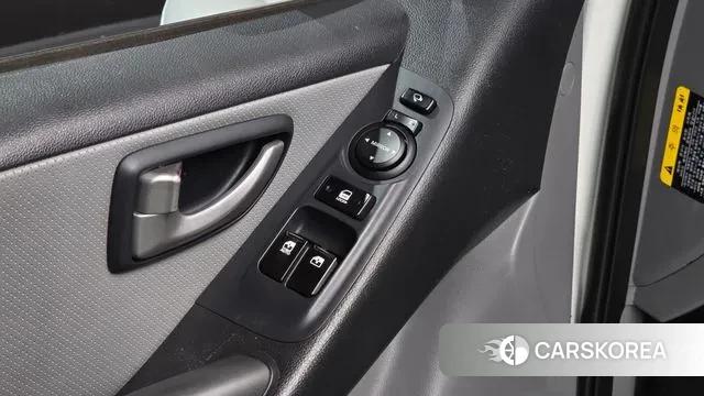 Hyundai The New Grand Starex 2019 Белый из Кореи, фото 5