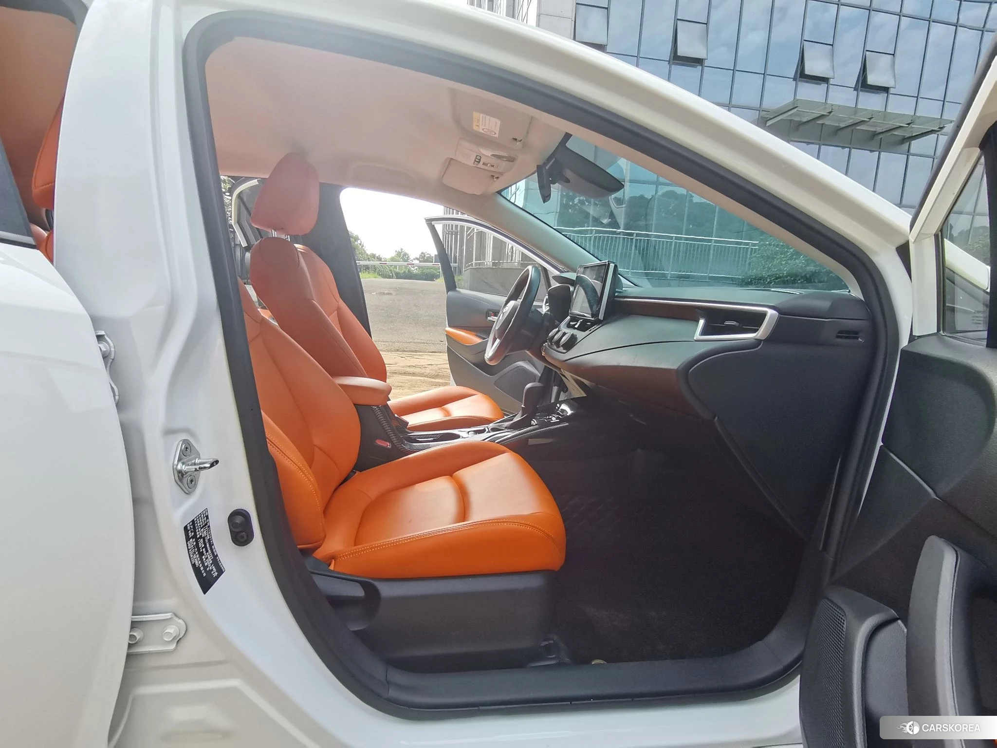Toyota Corolla 2022 Белый из Китая, фото 5