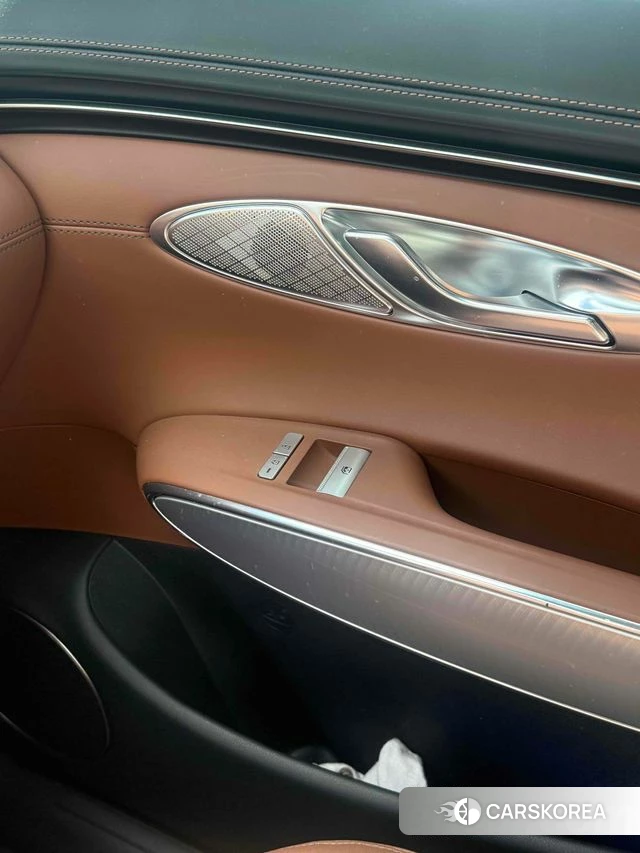 Genesis GV70 2023 Белый из Кореи, фото 5