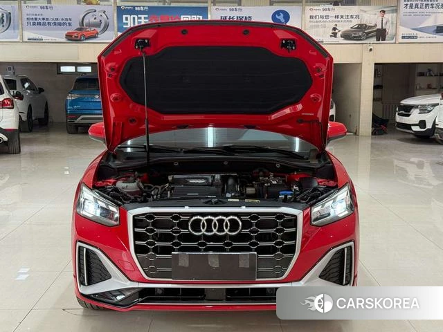 Audi Q2L 2023 Красный из Китая, фото 5