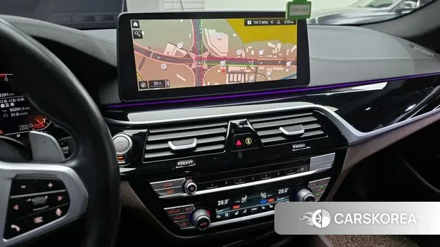 BMW 5 Series (G30) 2023 Серый из Кореи, фото 5