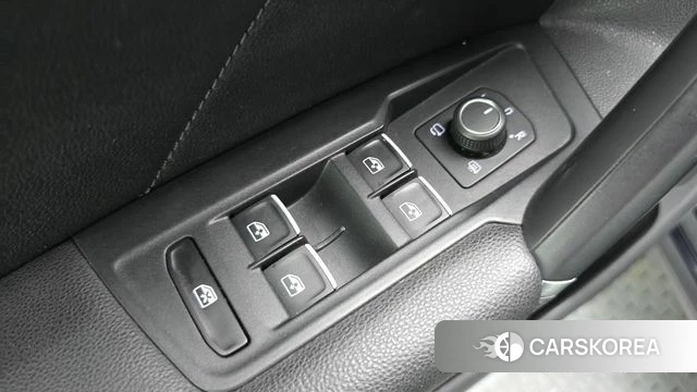 Volkswagen Tiguan second Generation 2018 Черный из Кореи, фото 5
