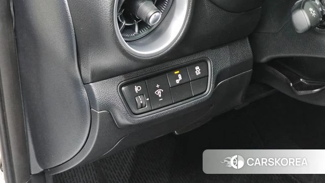 Kia The New K3 2nd generation 2022 Белый из Кореи, фото 5