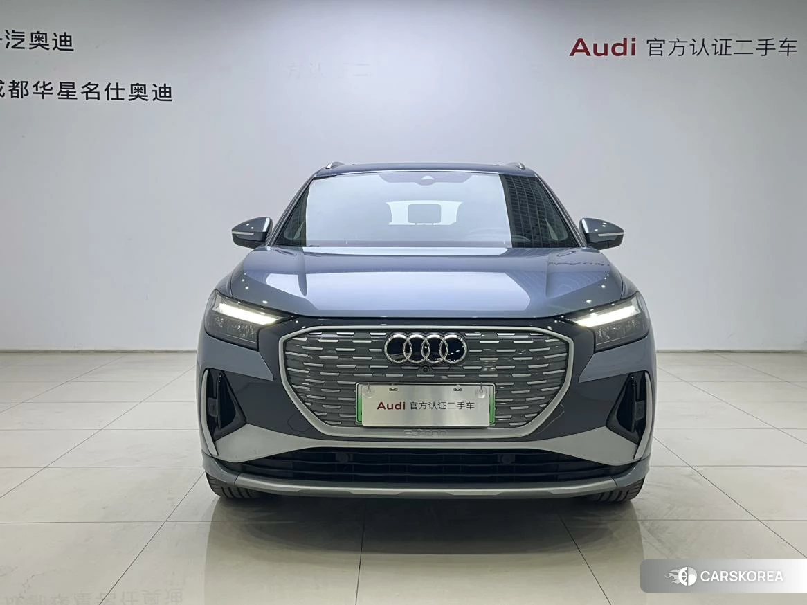 Audi Q4 e-tron 2023 Серебристо-серый из Китая, фото 5