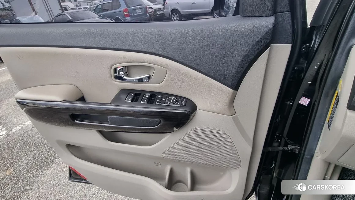 Kia The New Carnival 2019 Черный из Кореи, фото 5