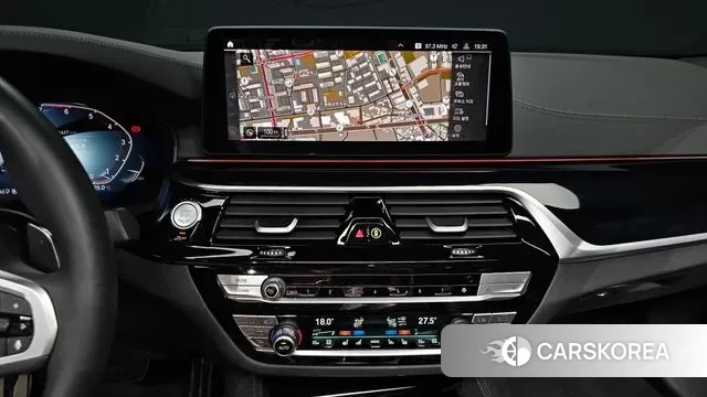 BMW 5 Series (G30) 2022 Черный из Кореи, фото 5