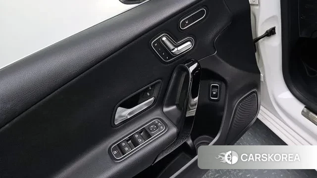 Mercedes-Benz A-Class W177 2020 Белый из Кореи, фото 5