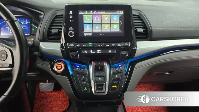 Honda Odyssey 2020 Белый из Кореи, фото 5