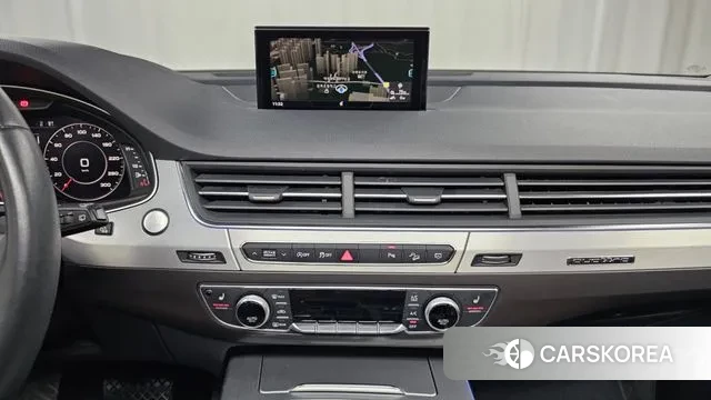 Audi Q7 (4M) 2019 Серебряный из Кореи, фото 5