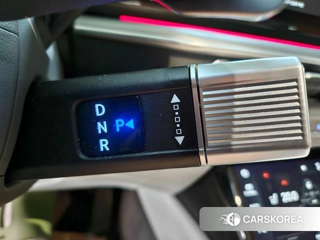 Hyundai Grandeur Hybrid (GN7) 2023 Белый из Кореи, фото 5