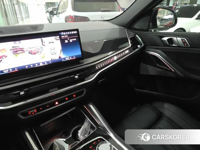 BMW X6 (G06) 2025 Белый из Кореи, фото 5