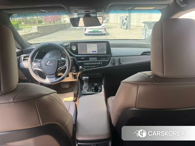 Lexus ES 2022 Шампань из Китая, фото 5