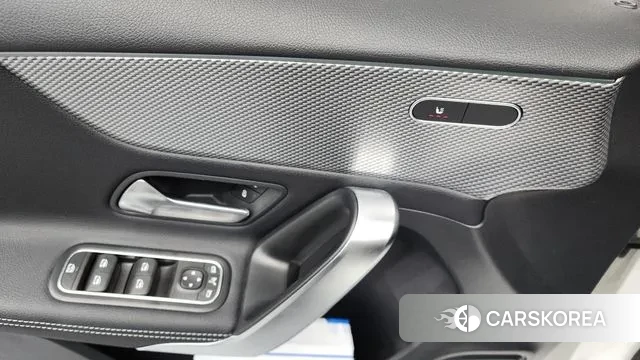 Mercedes-Benz A-Class W177 2022 Белый из Кореи, фото 5