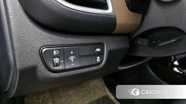 Kia Seltos 2022 Черный из Кореи, фото 5