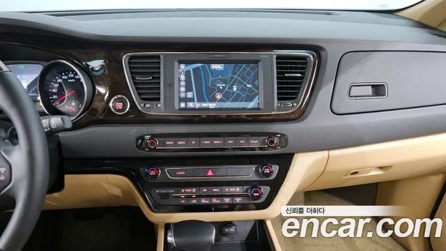 Kia The New Carnival 2020 Белый из Кореи, фото 5