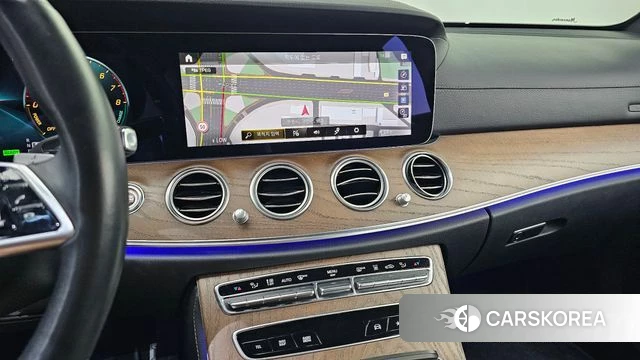 Mercedes-Benz E-Class W213 2022 Черный из Кореи, фото 5