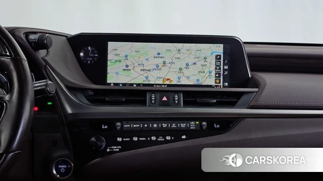 Lexus ES300h 7th generation 2018 Песочный из Кореи, фото 5