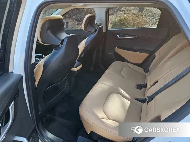 Kia EV6 2023 Белый из Кореи, фото 5