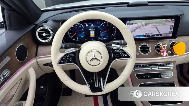 Mercedes-Benz E-Class W213 2023 Белый из Кореи, фото 5