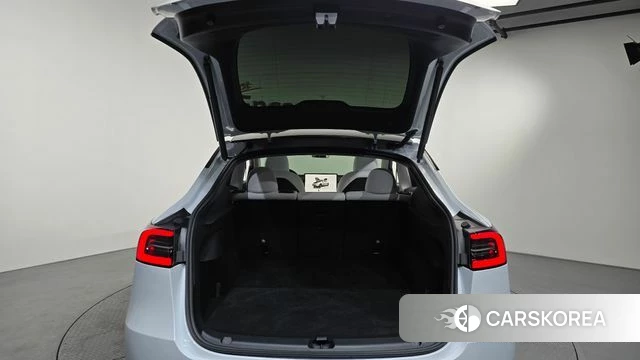 Tesla Model Y 2024 Белый из Кореи, фото 5