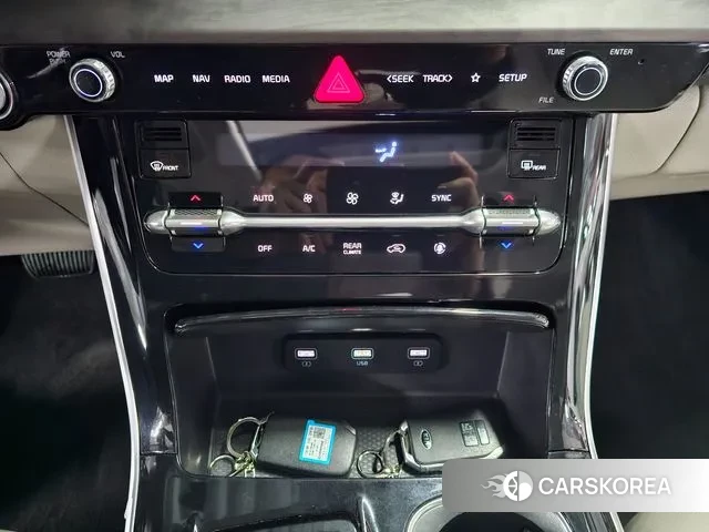 Kia Carnival 4th generation 2020 Черный из Кореи, фото 5