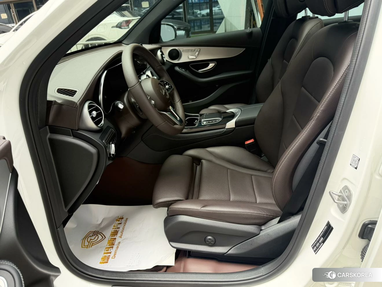 Mercedes-Benz GLC 2021 Белый из Китая, фото 5